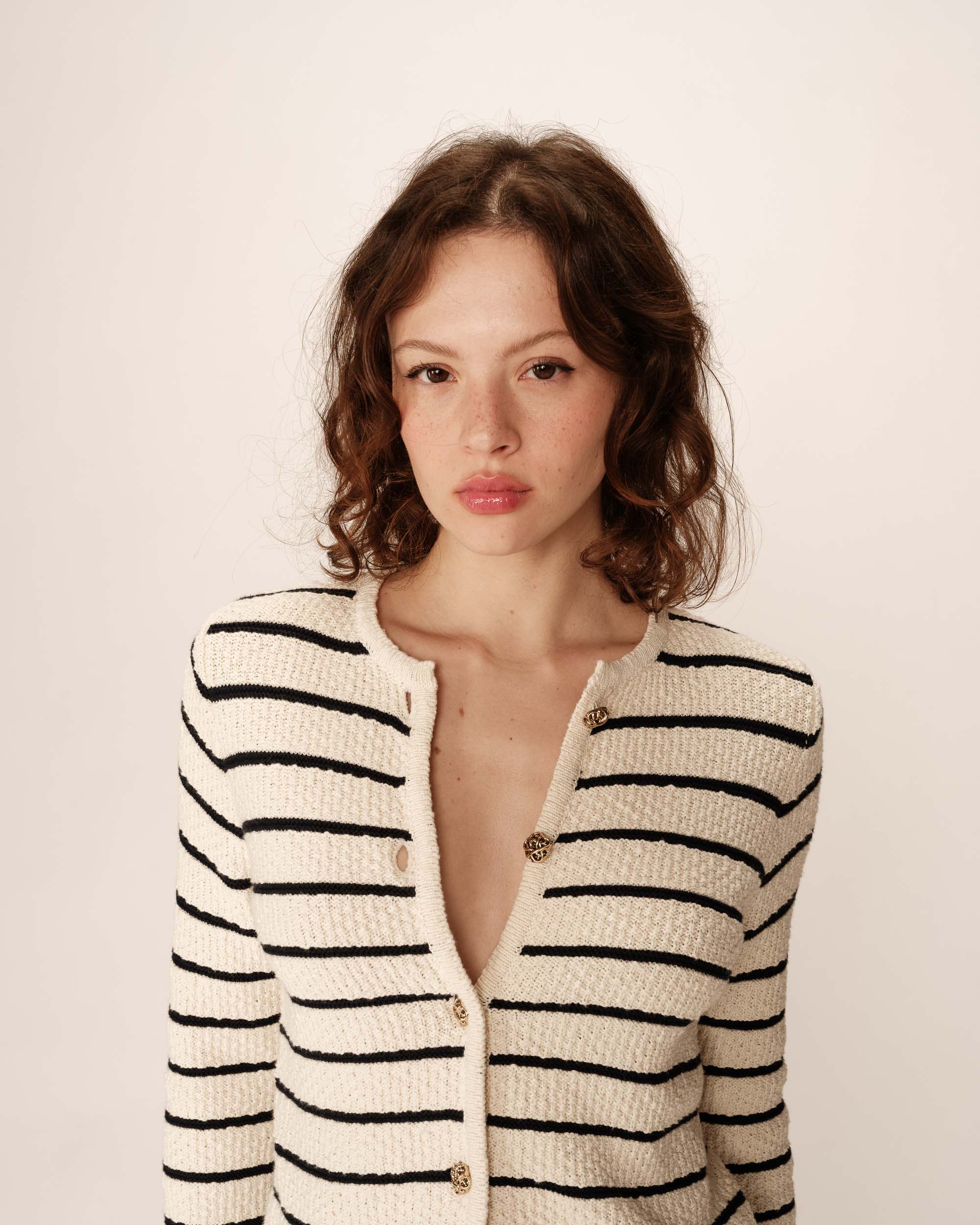 Knit cardigan beige Paca