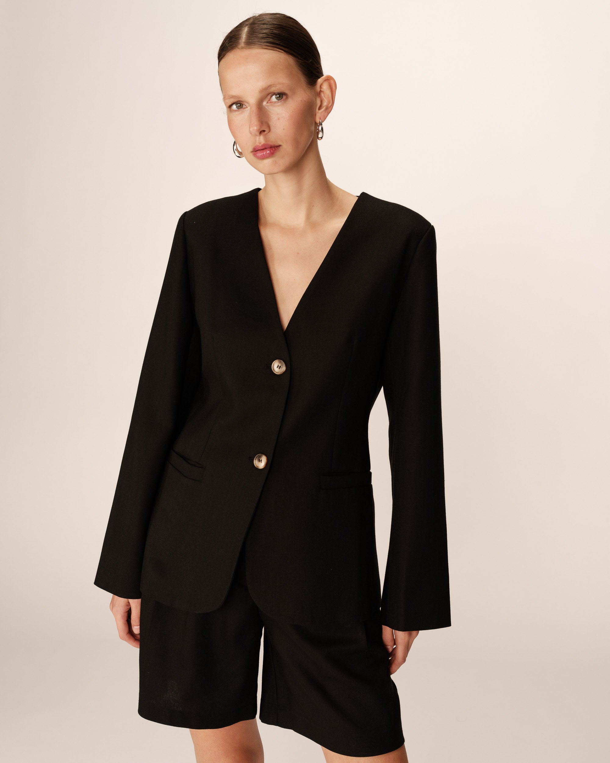 Collarless tailored blazer black Payton