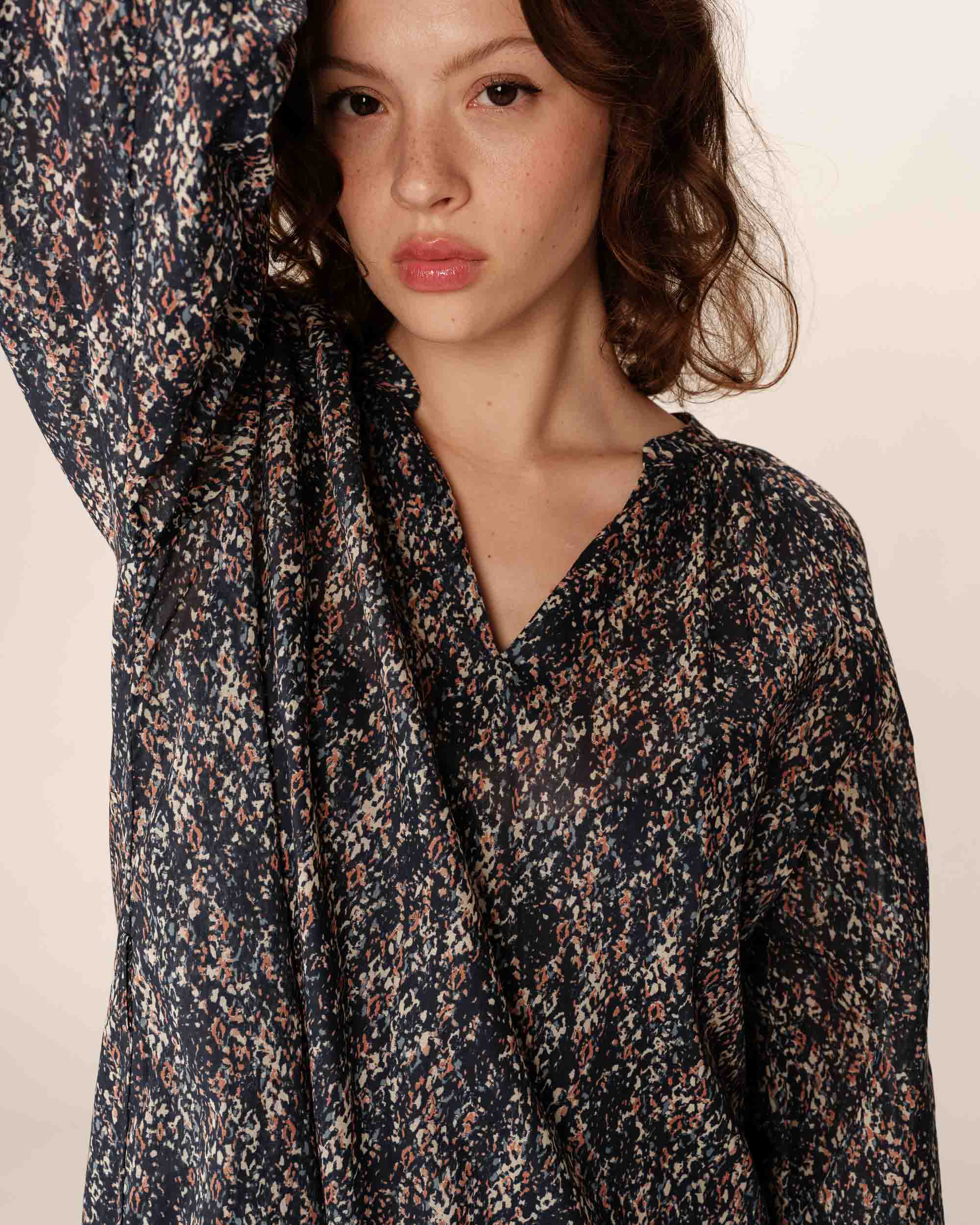 Robe courte imprimée marine Pazur