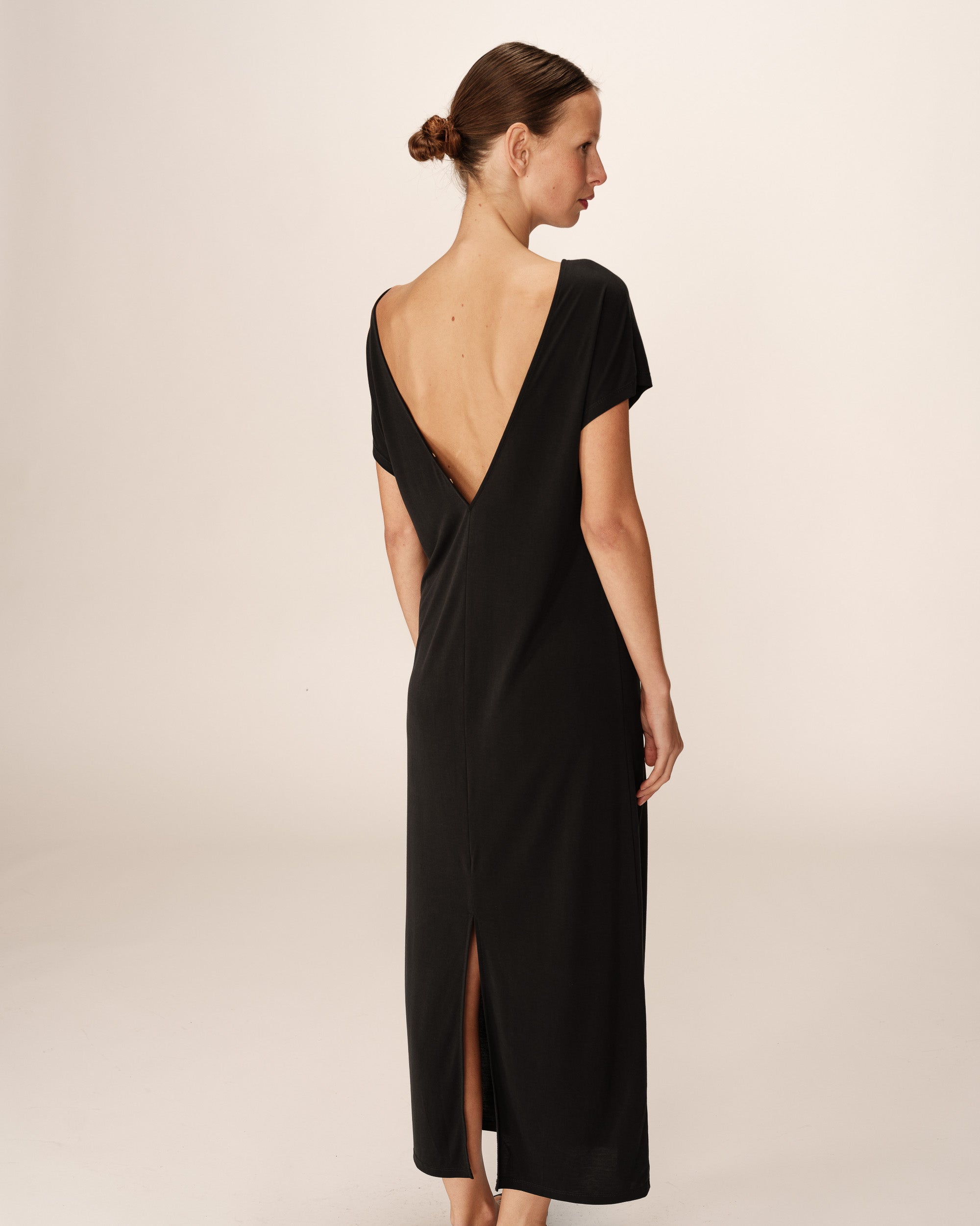 Robe mi-longue en modal anthracite Peace