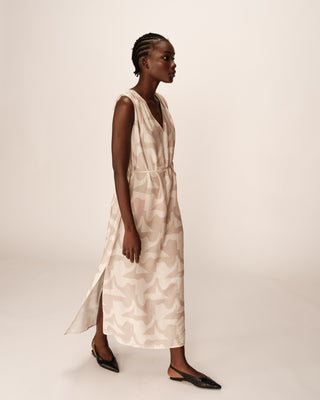 ROBE LONGUE BEIGE PENSEE