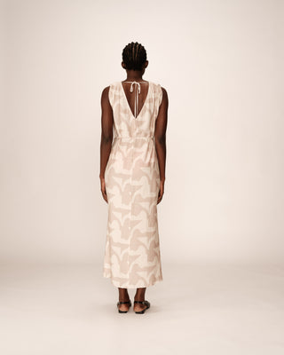 ROBE LONGUE BEIGE PENSEE