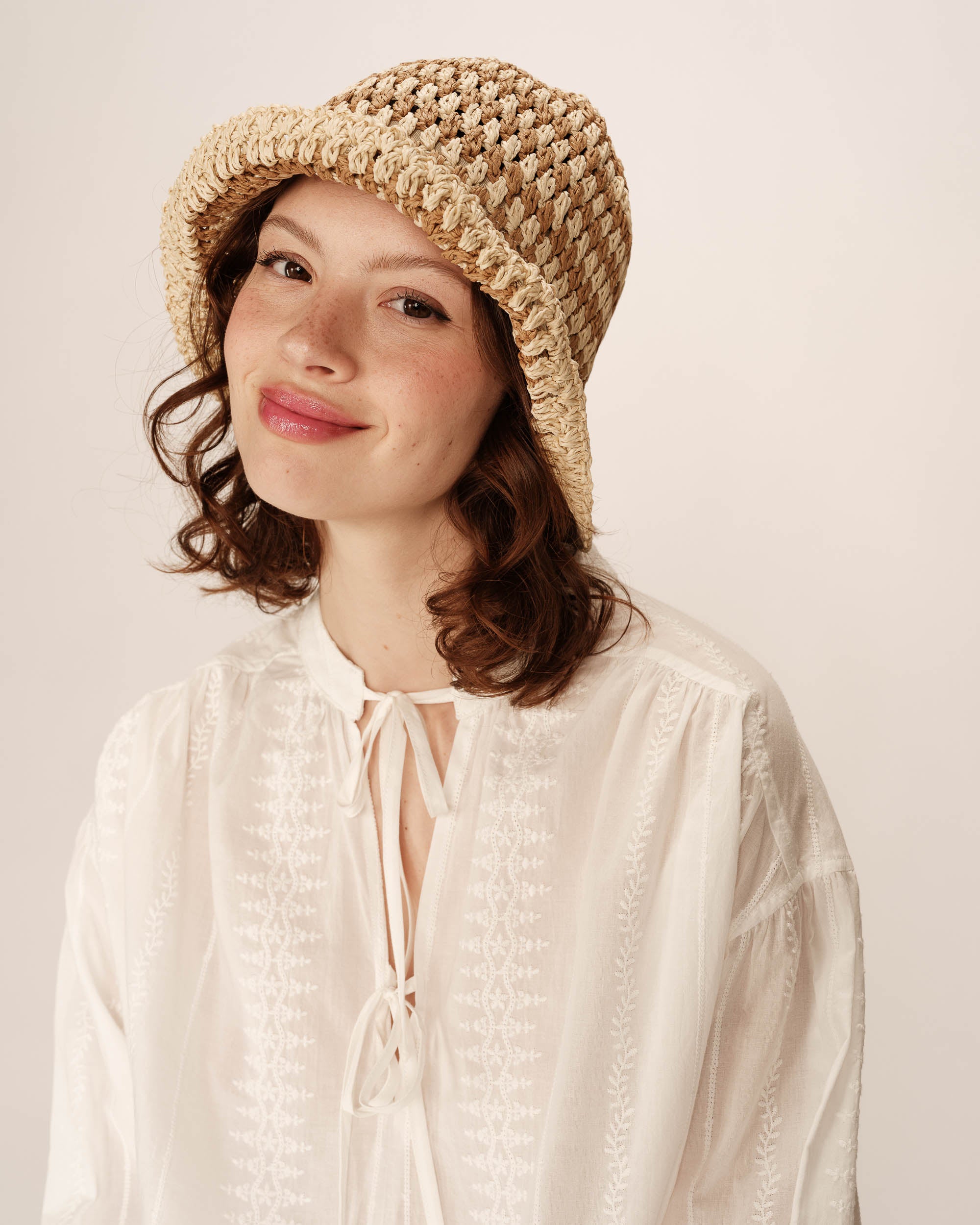 Raphia bucket hat beige Pepper