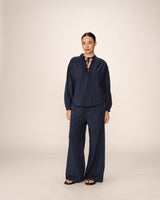 Embroidered collar blouse navy Persia