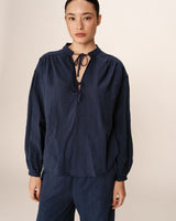 Embroidered collar blouse navy Persia