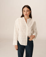 Embroidered mao collar blouse ecru Plume_12937