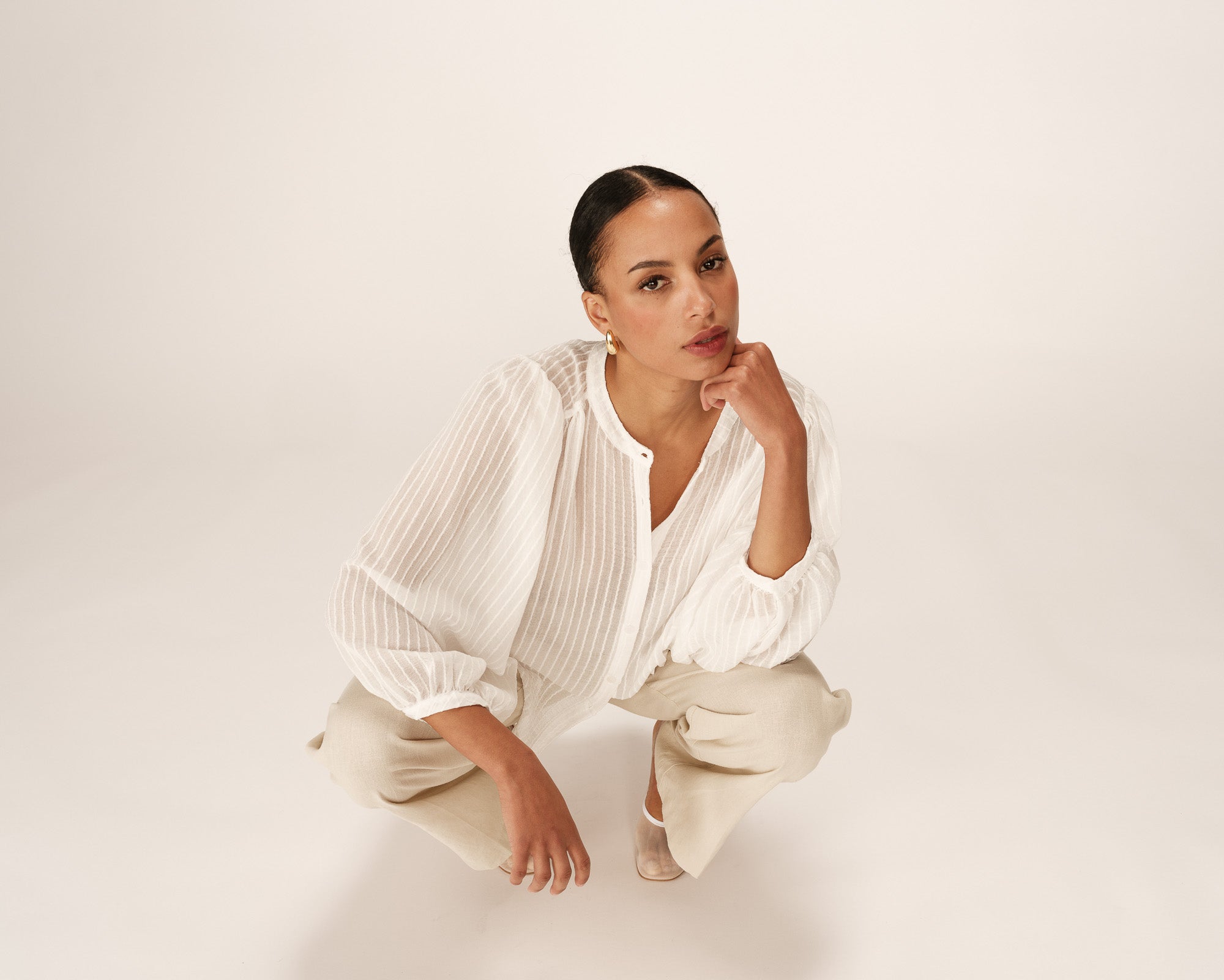 Transparent fluid blouse ecru Poesie