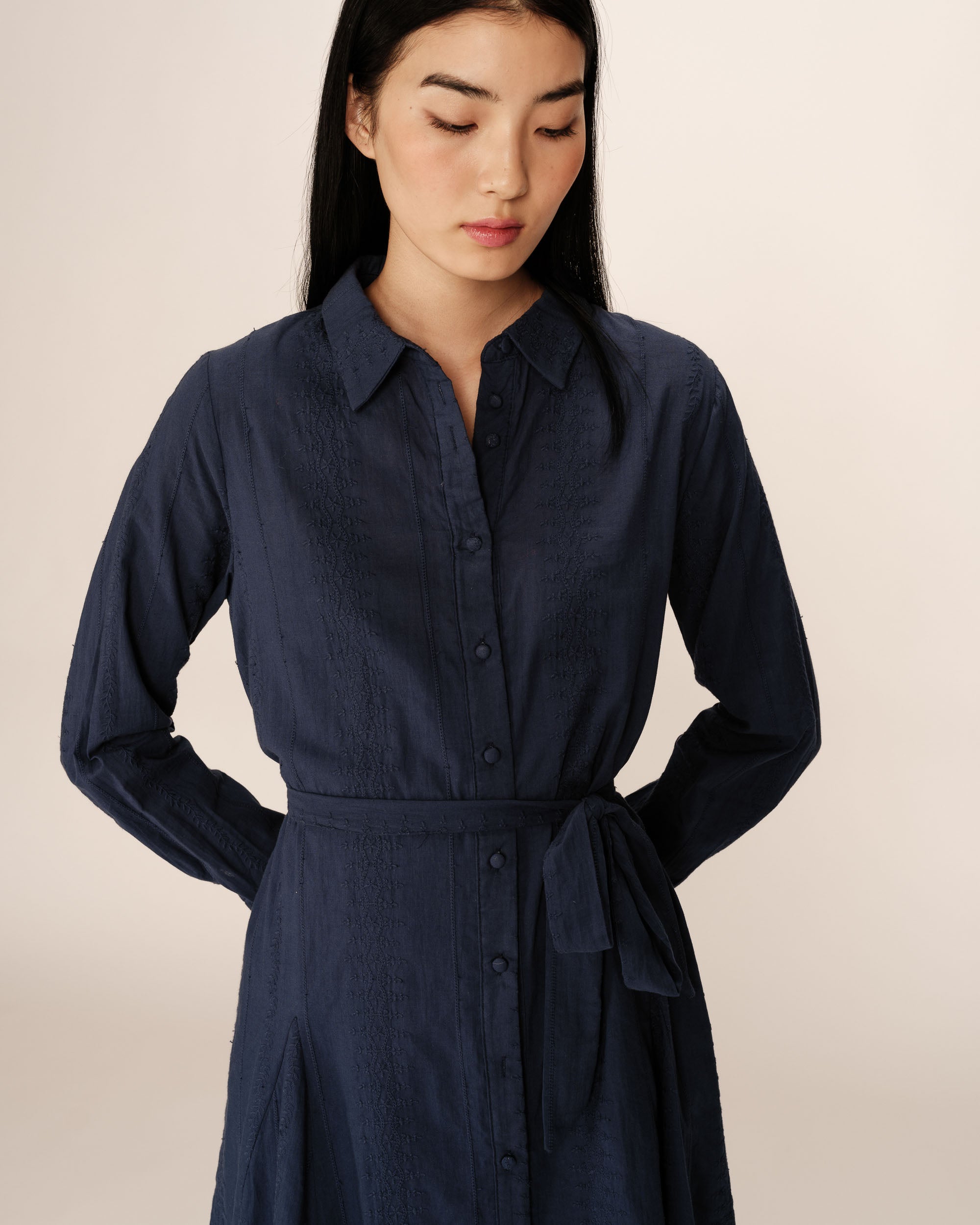 Robe chemise courte marine Praline