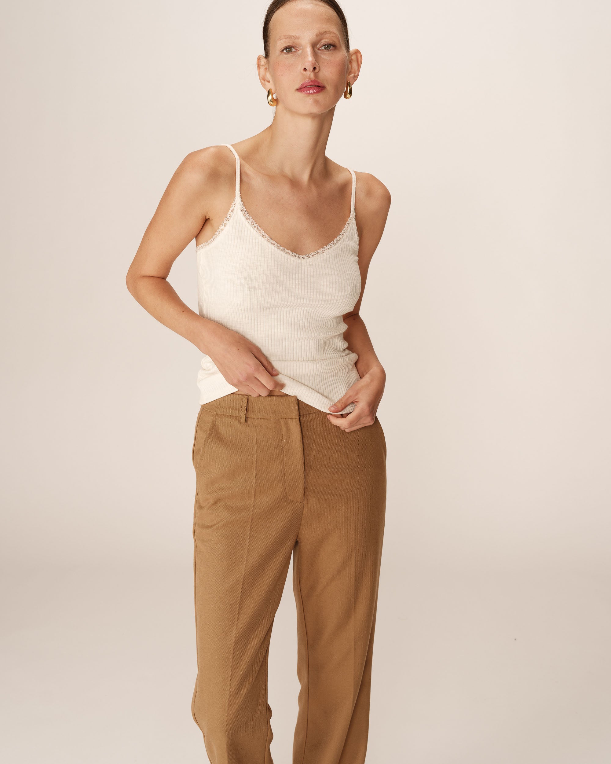 Top avec lisere en dentelle ecru Presto