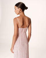 Robe longue a fleurs rose Retina