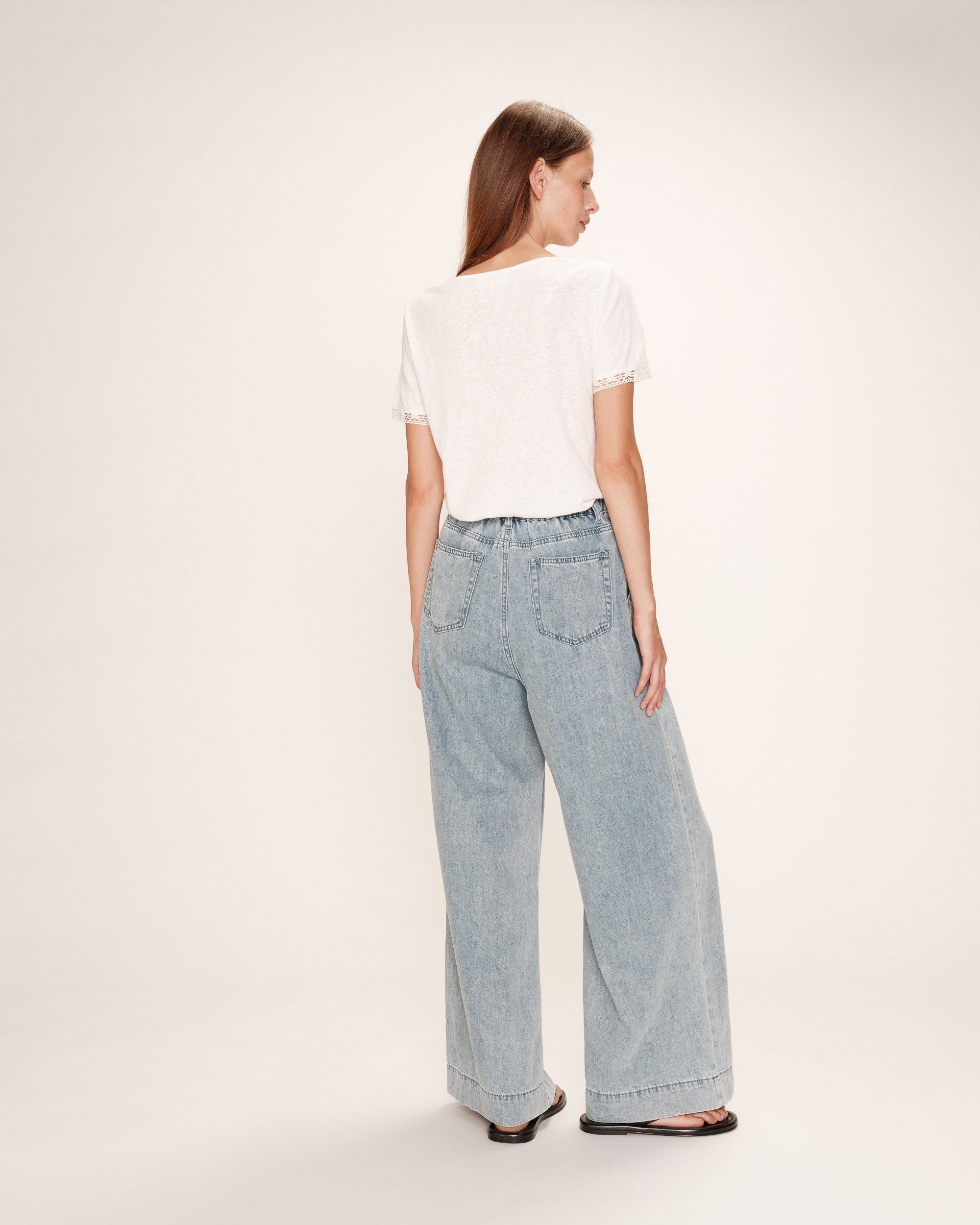 Top col v en dentelle ecru Rome