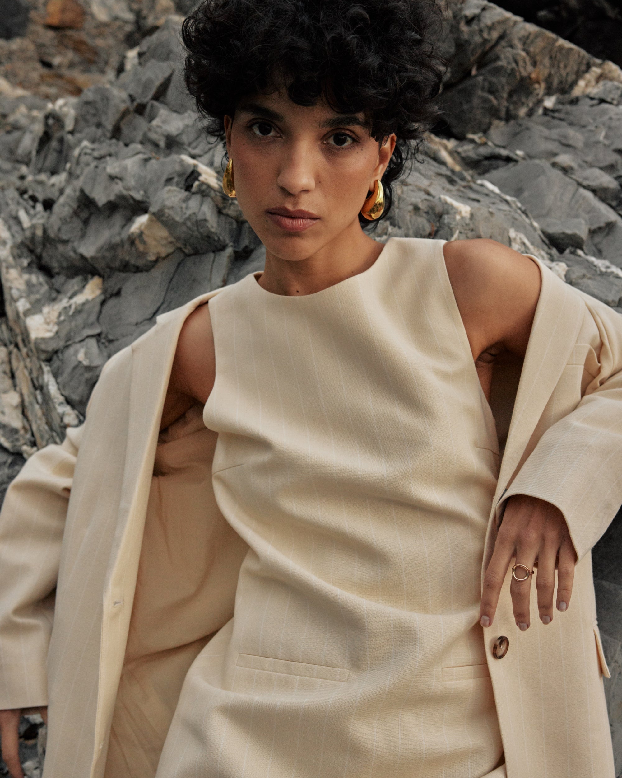 Robe courte rayée en lin vanille Vea