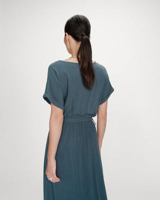 Flowing wrap maxi dress with belt emeraude Pollen