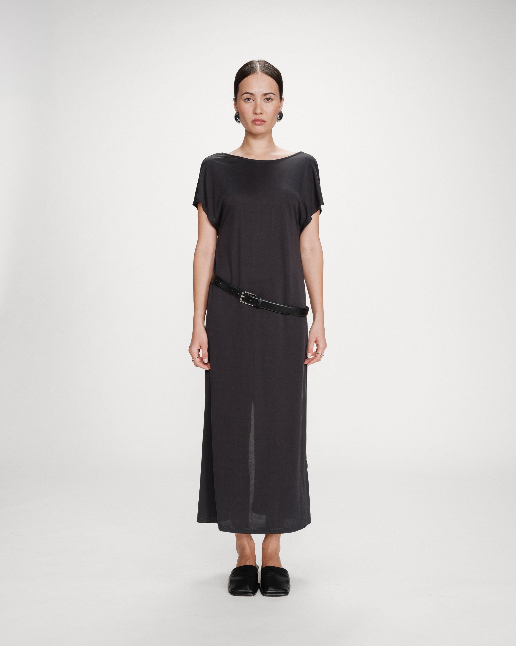 Robe longue en modal carbone Peace