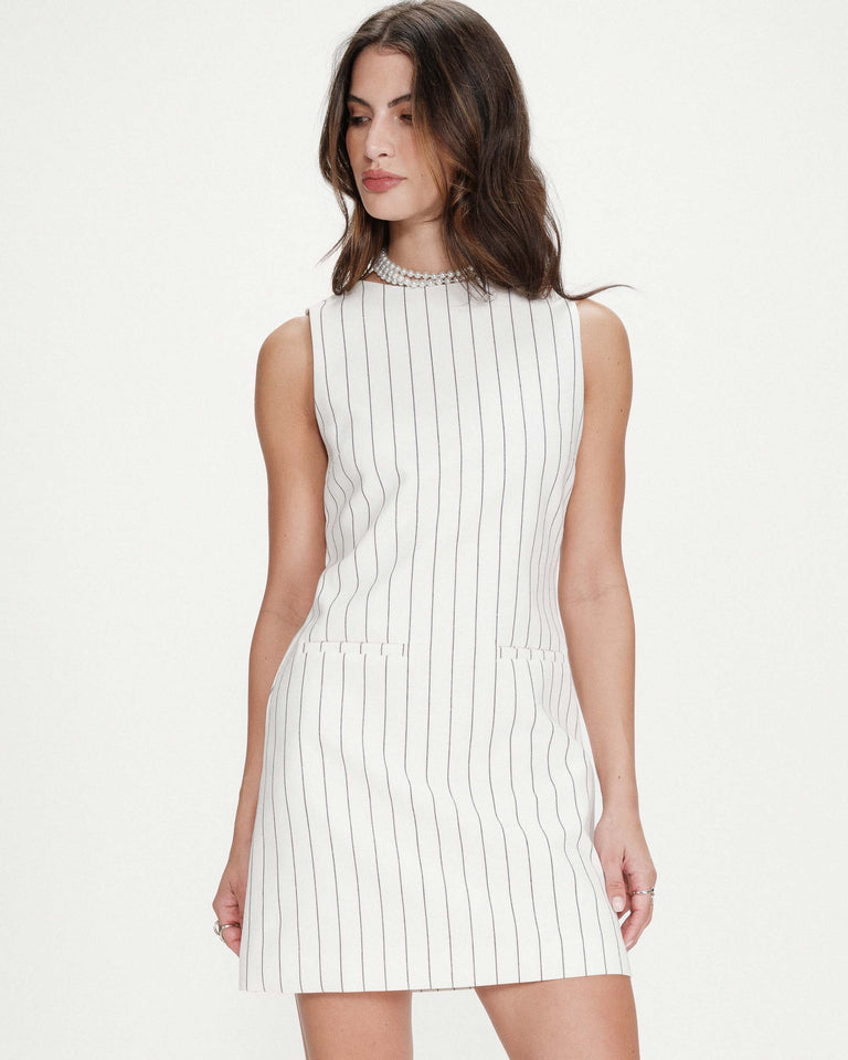 Robe courte en lin avec ouverture au dos à nouer – Grace & Mila