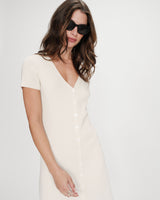 Vestido corto de punto ecru Venezuela