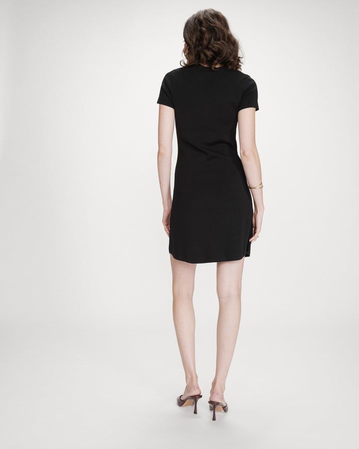 Vestido corto de punto noir Venezuela