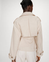 Trench-coat court sable Vogue