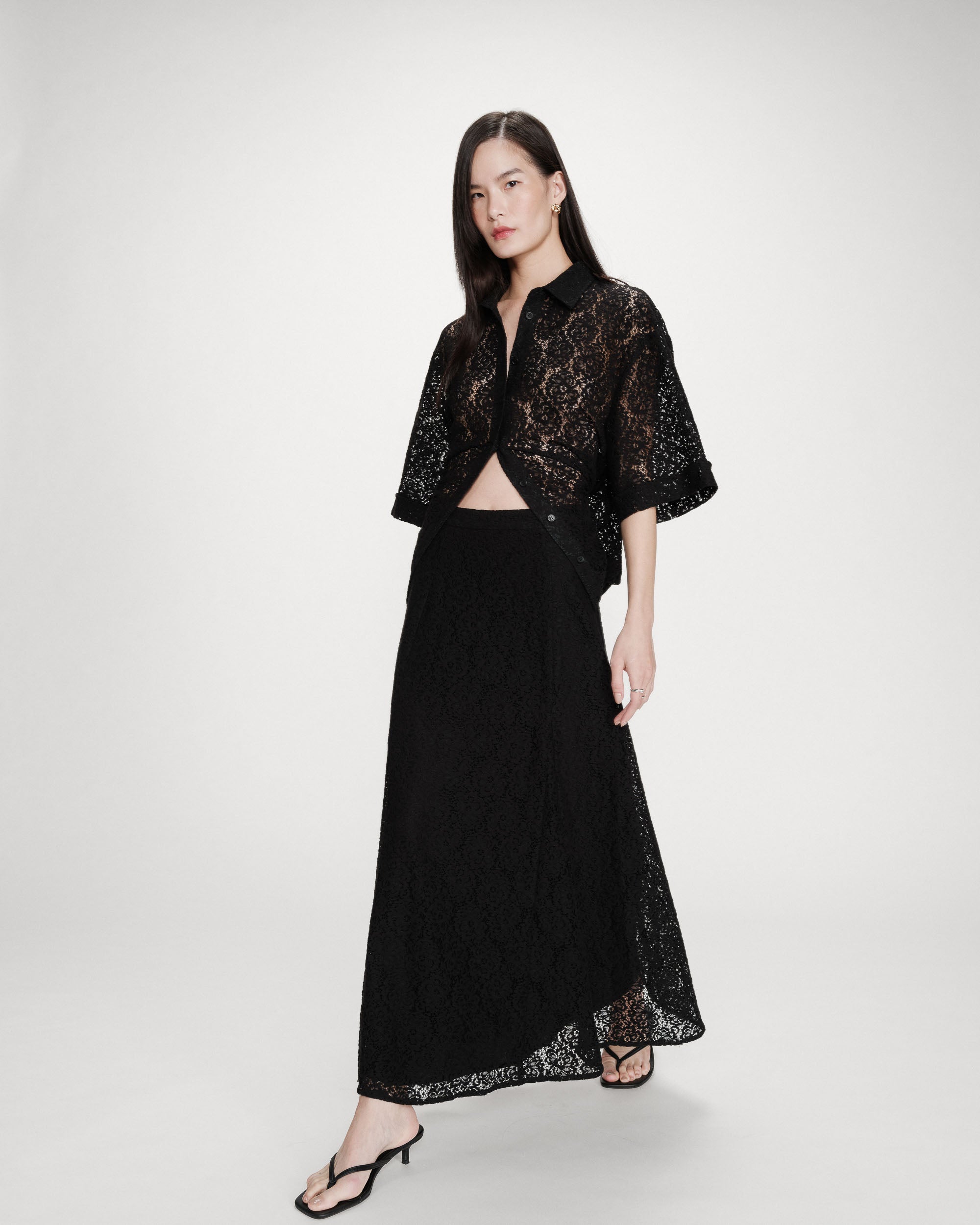 Jupe longue en dentelle noir Visenya