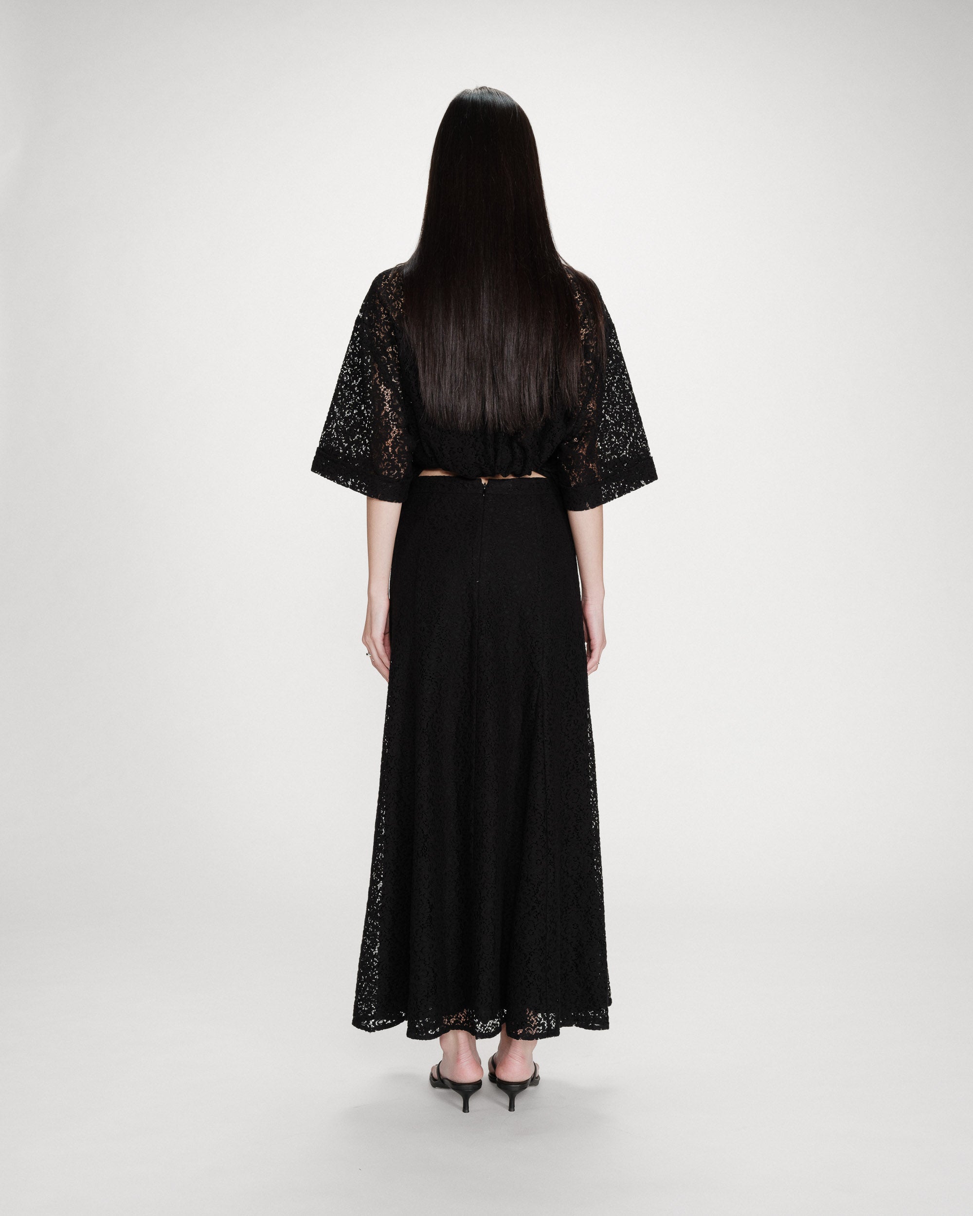 Jupe longue en dentelle noir Visenya