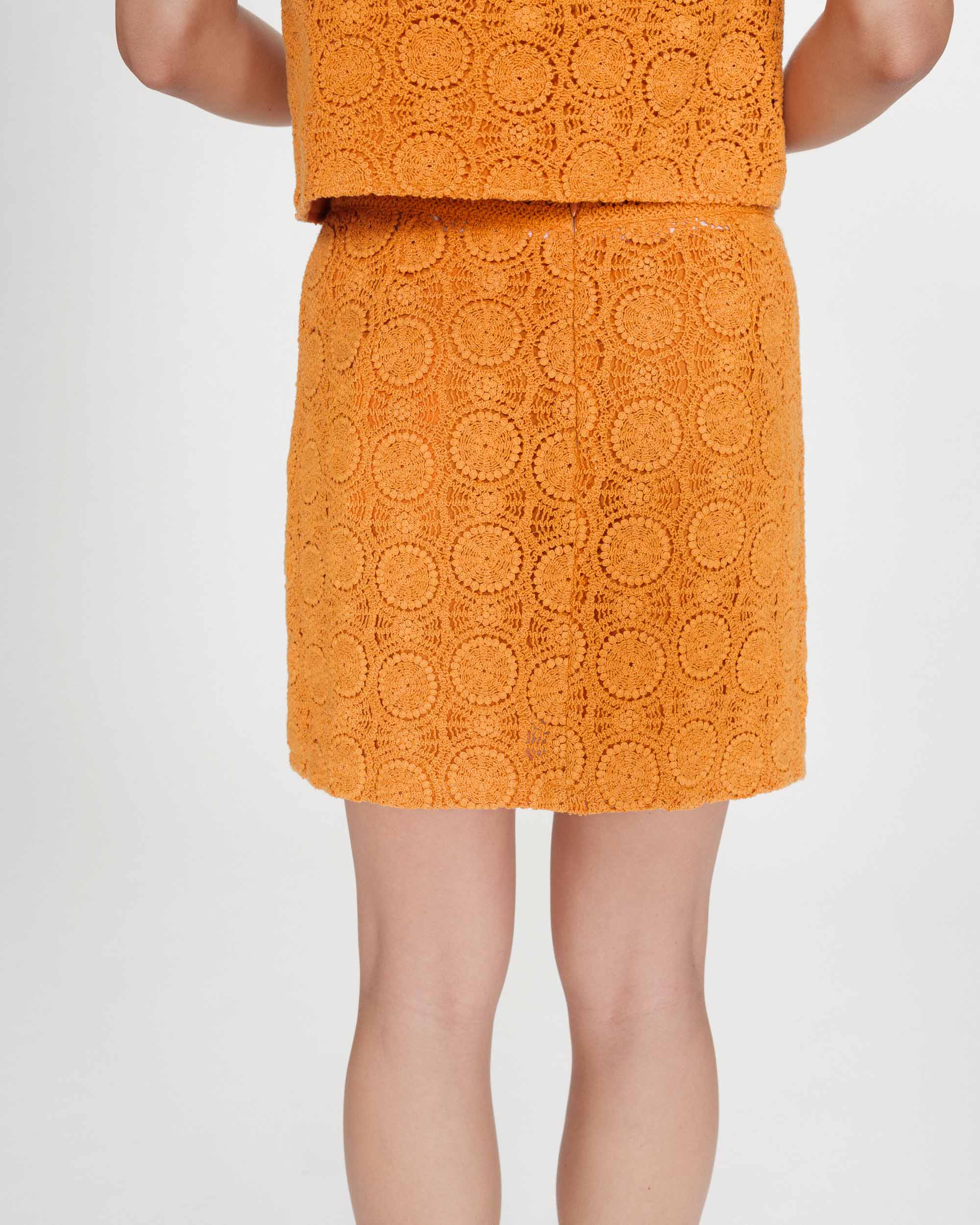 Jupe courte en crochet or Victoria