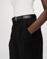 Short droit à plis noir Vite