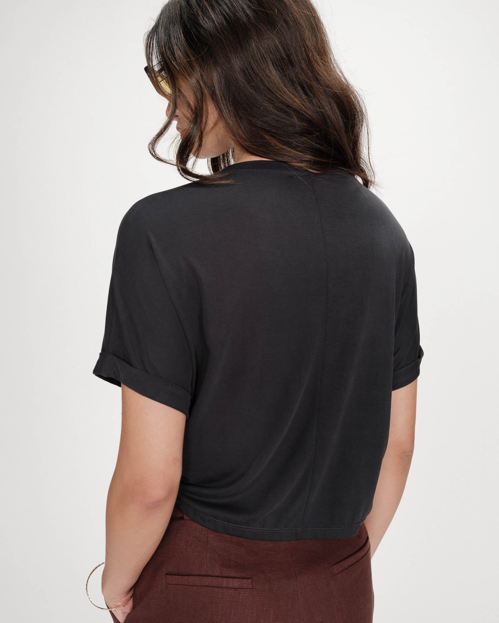 Camiseta oversize de modal con cuello redondo carbone Parma