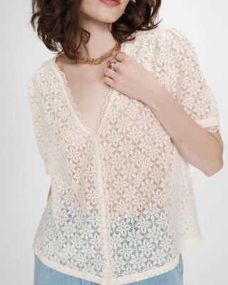 Blouse col V en dentelle amande Vicky