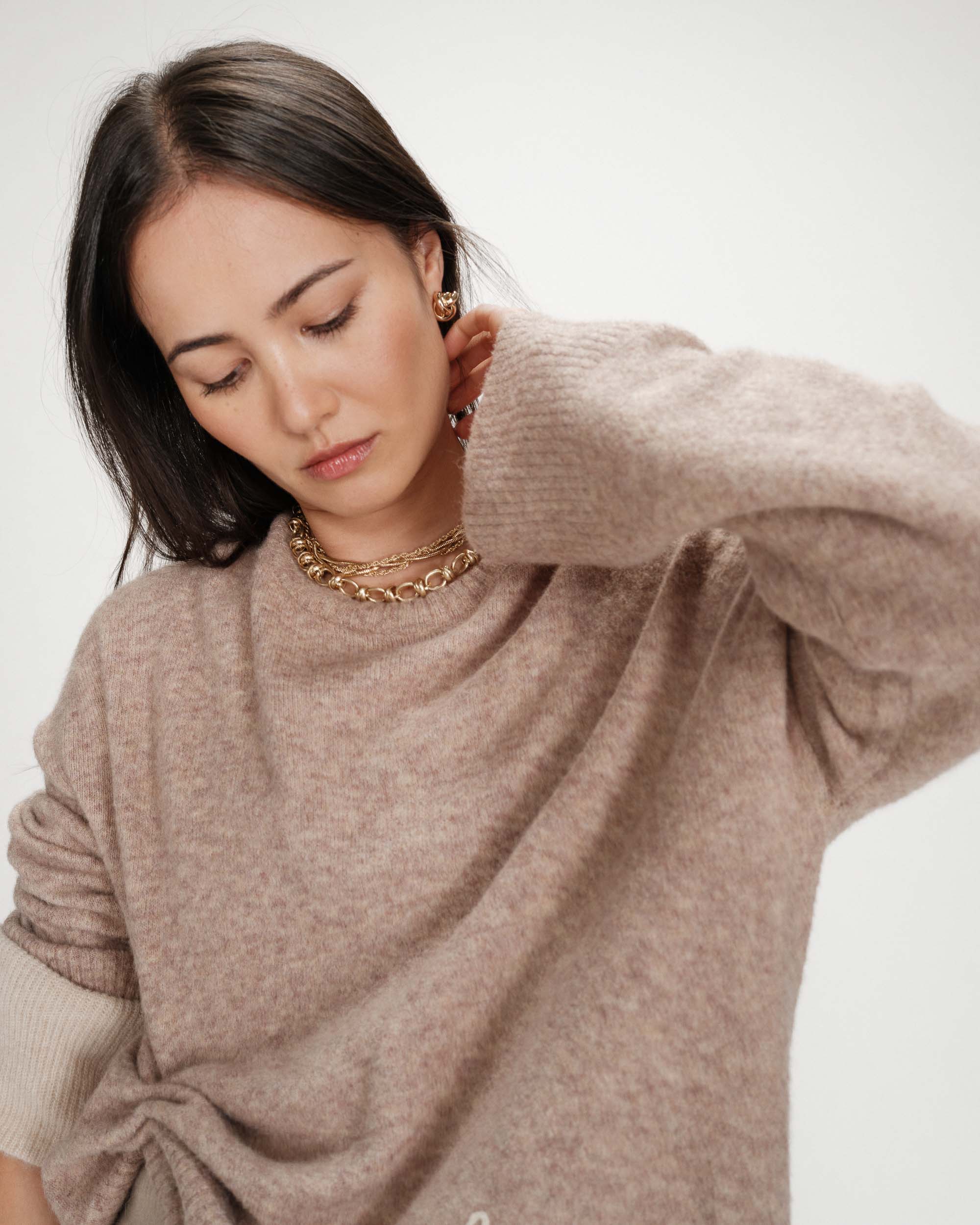 Pull oversize à message beige Viggo