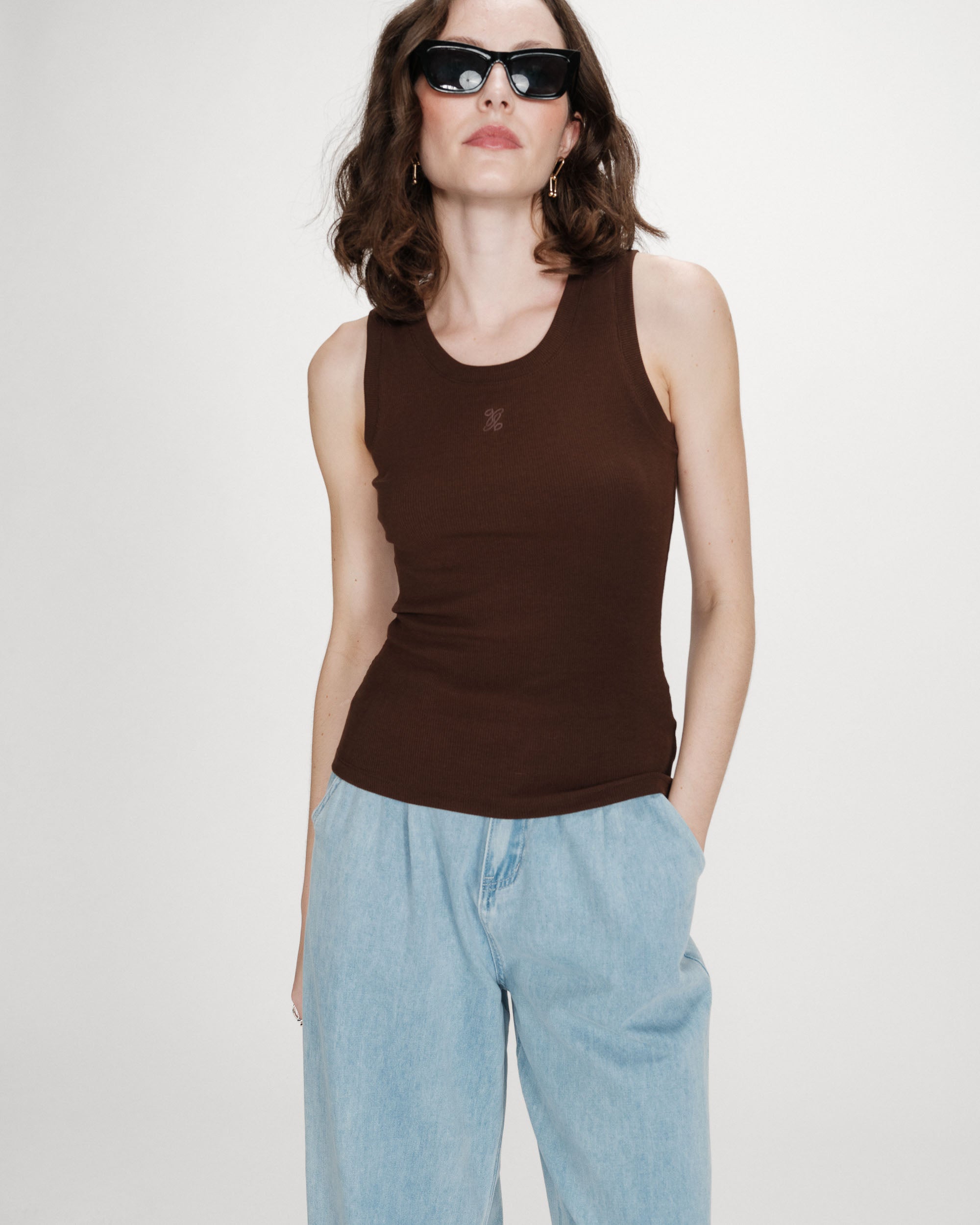 Embroidered tank top chocolat Valou