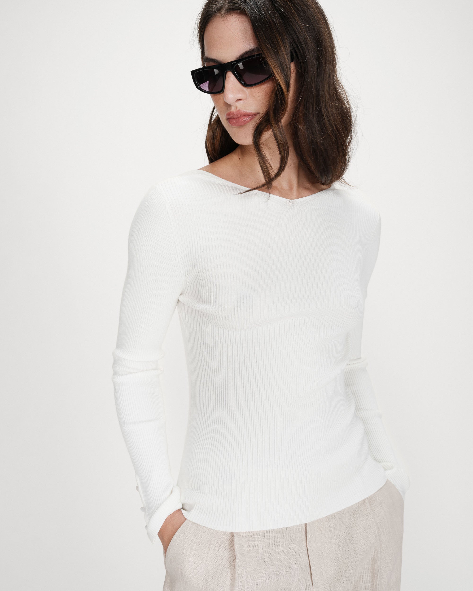 Cardigan ajusté col V ivoire Volage