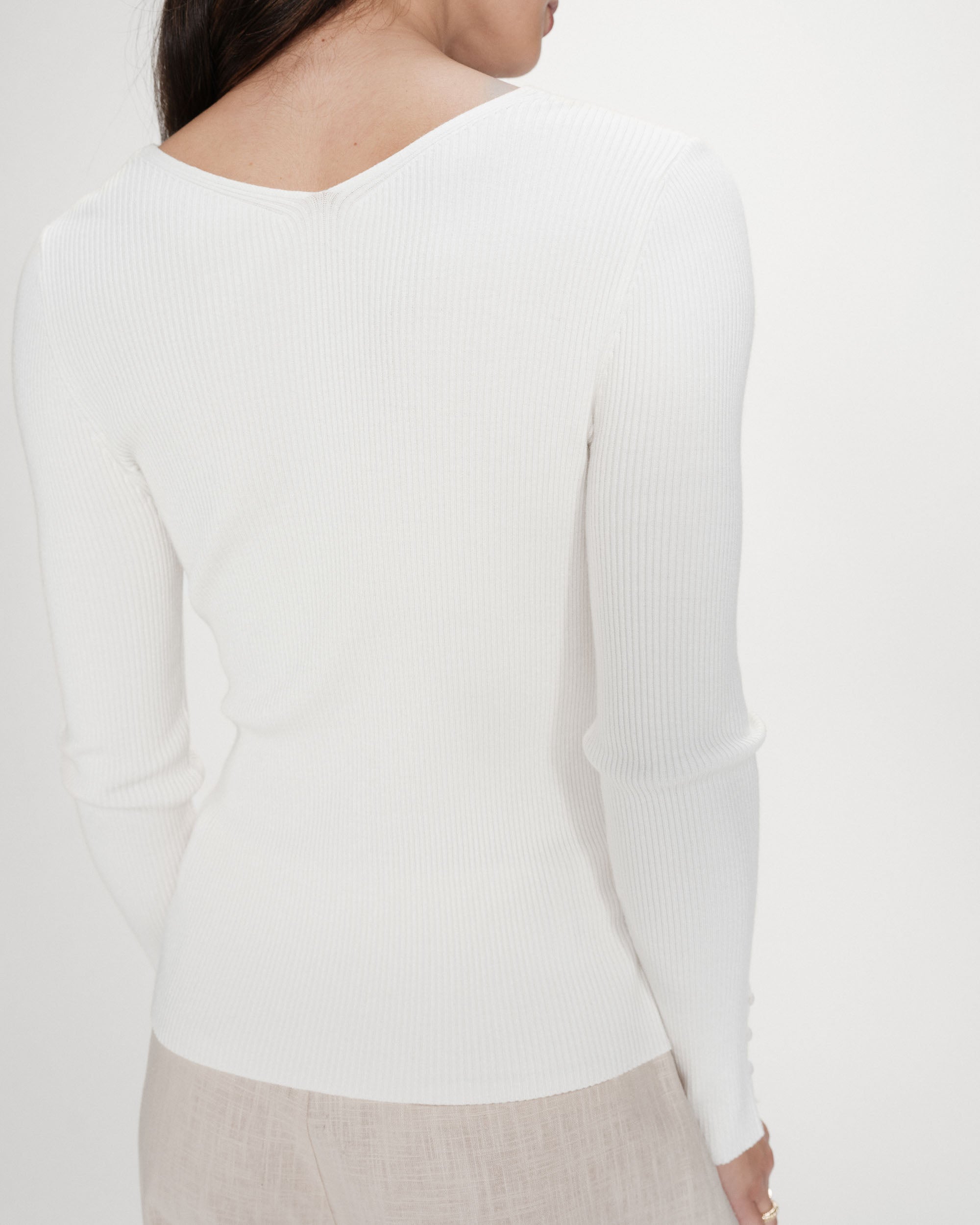 Cardigan ajusté col V ivoire Volage