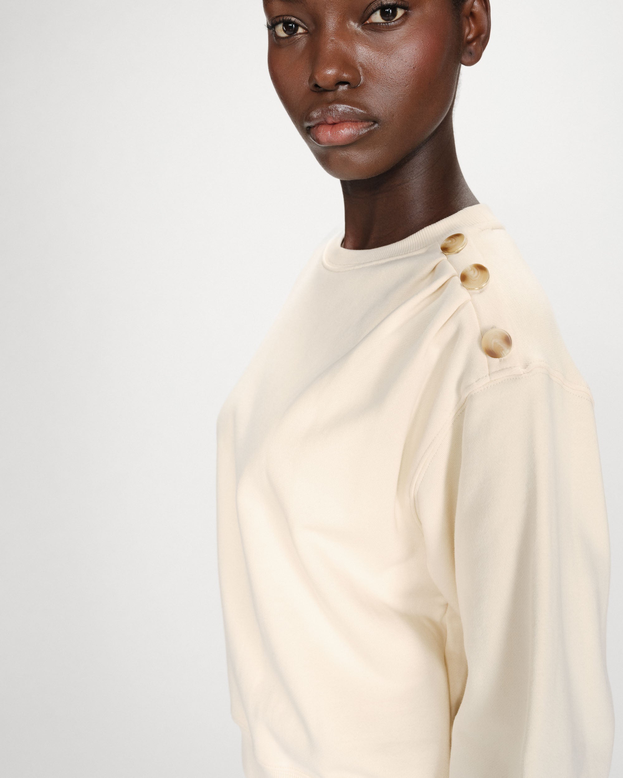 Sweatshirt avec boutons vanille Vonan