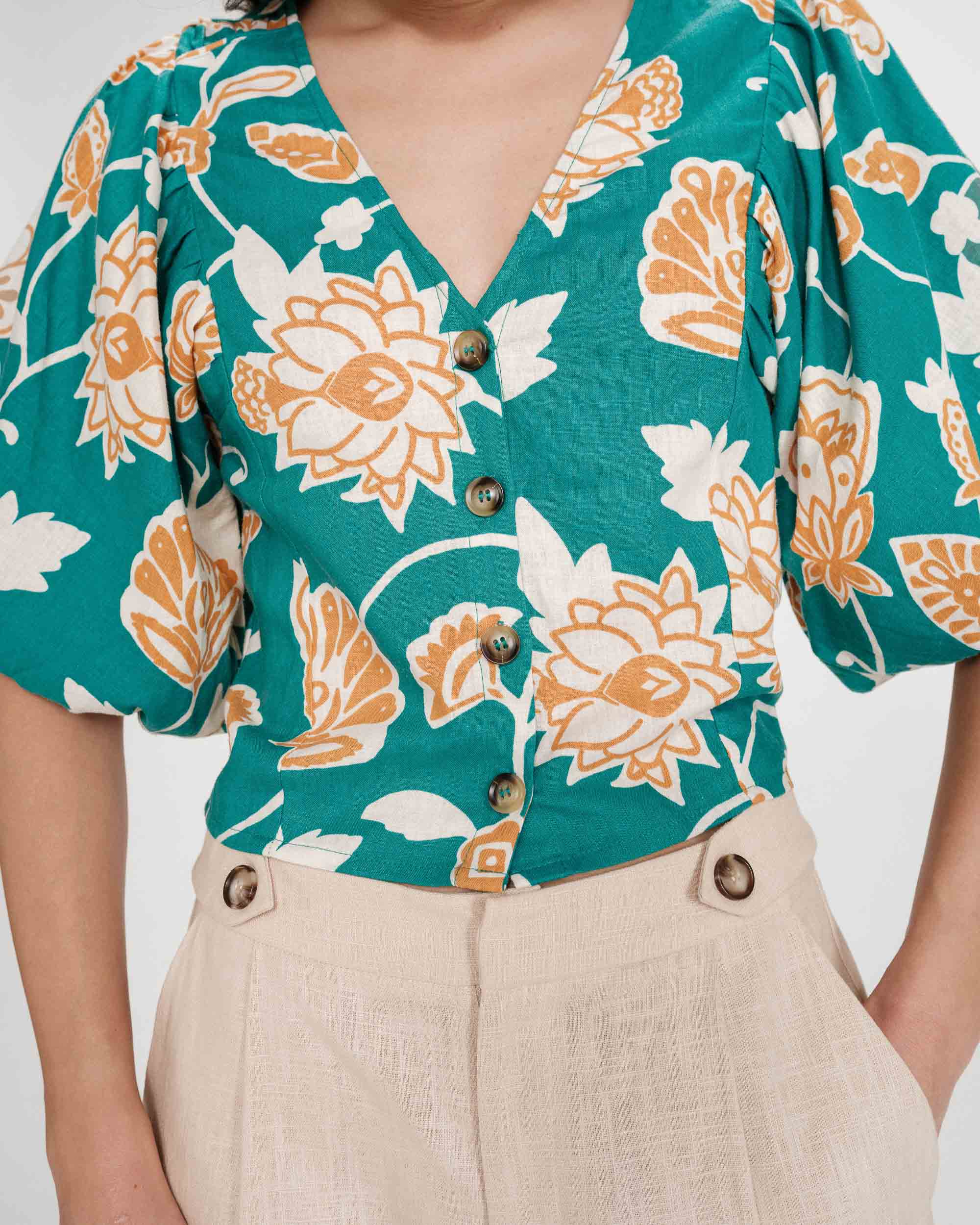 Blouse courte à motifs vert Vahe