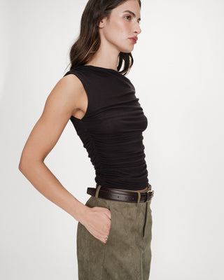 Top drapé asymétrique noir Vodia