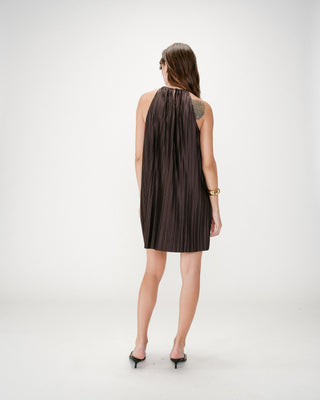 Pleated short dress with tie at the back Grace & Mila Pleated short dress with tie at the back Grace & Mila