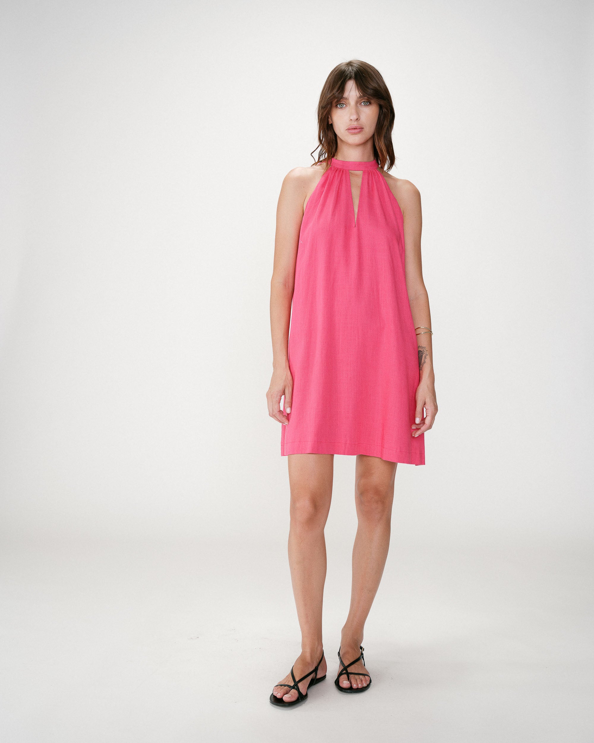 Robe courte évasée en lin dos à nouer fuchsia Whola