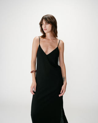 Robe longue en lin col V dos nu à nouer noir Wendra