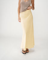 Jupe longue évasée taille haute jaune Winda