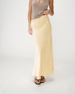 Jupe longue évasée taille haute jaune Winda