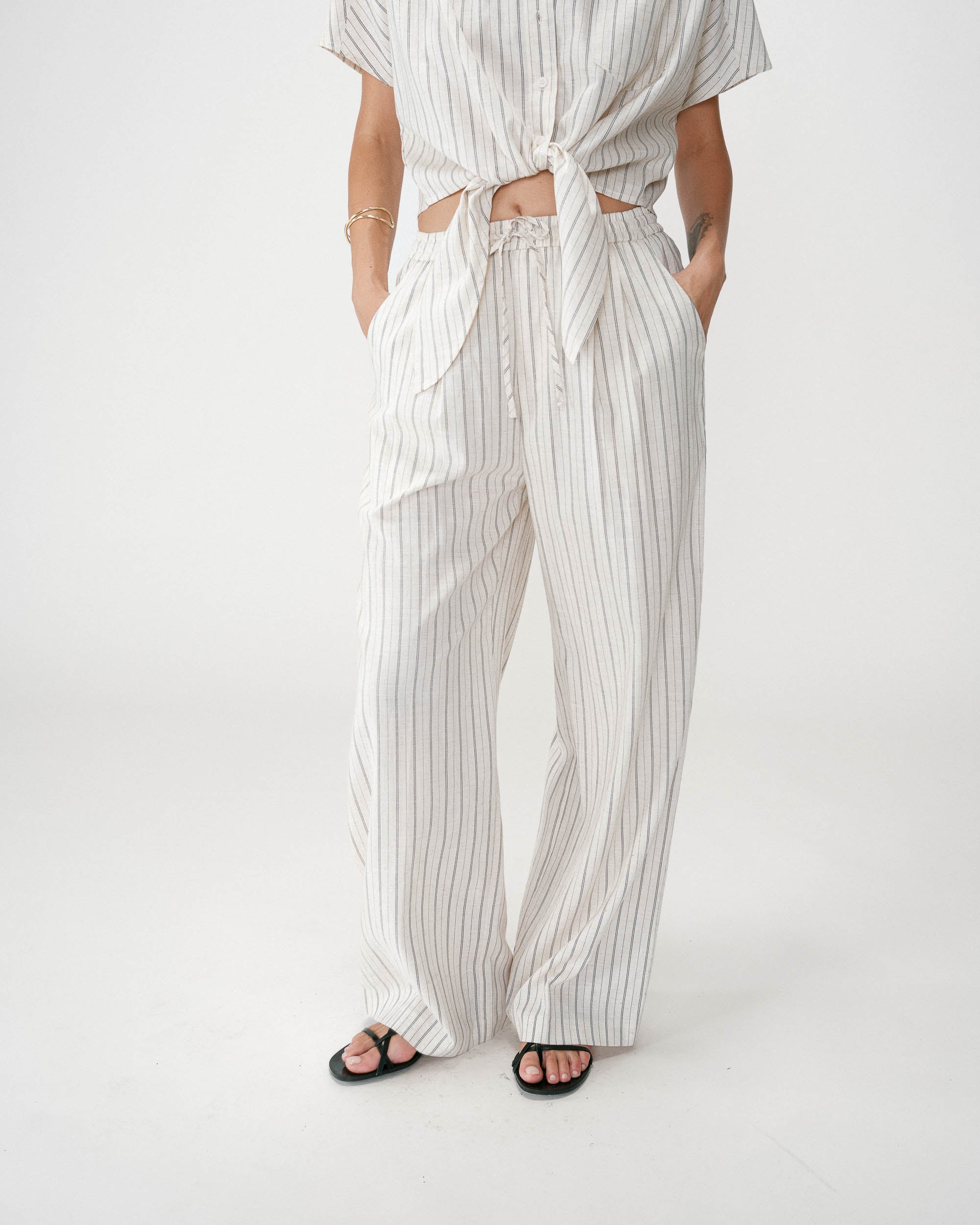 Pantalón amplio de lino y tencel a rayas sable Weston
