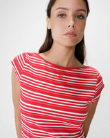 T-shirt col bateau ajusté à rayures rouge Wake