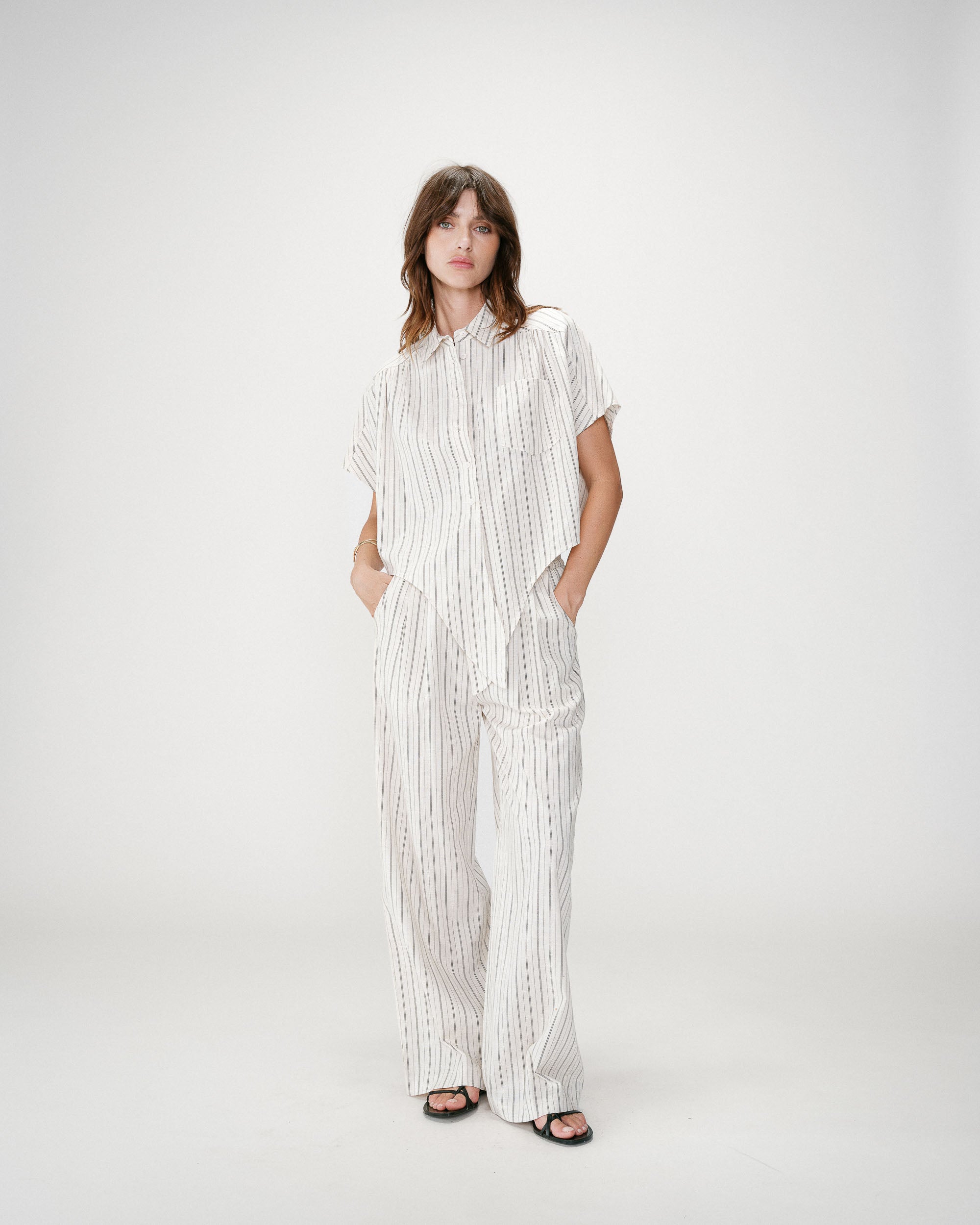 Camisa oversize de rayas con lazo sable Wendee