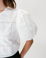Blusa bordada con lazo y mangas globo white Wylette