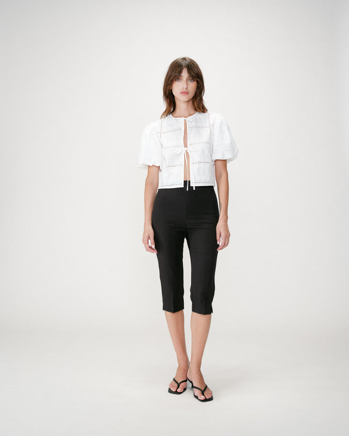 Blusa bordada con lazo y mangas globo white Wylette