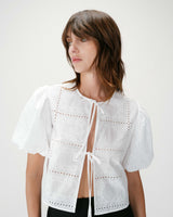 Blusa bordada con lazo y mangas globo white Wylette