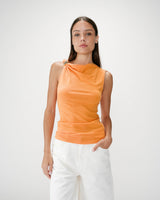 Top asimétrico drapeado sin mangas orange Wagner
